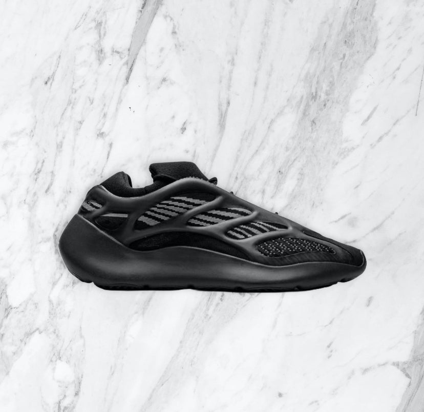 Yeezy 700 - noir